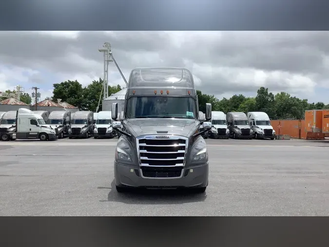 2023 Freightliner Cascadia