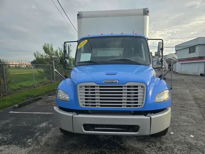 2019 FREIGHTLINER/MERCEDES M2 106