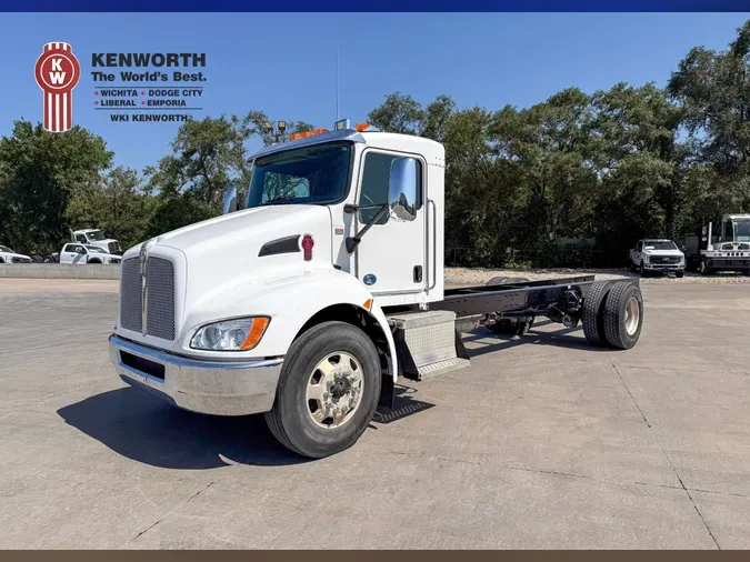 2017 KENWORTH T270f52f49a622ff3d99b370a5b379de96b4