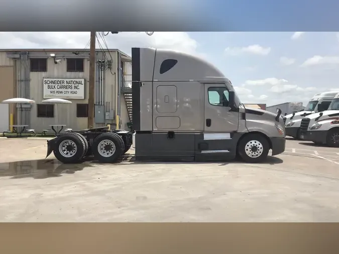 2024 Freightliner Cascadia