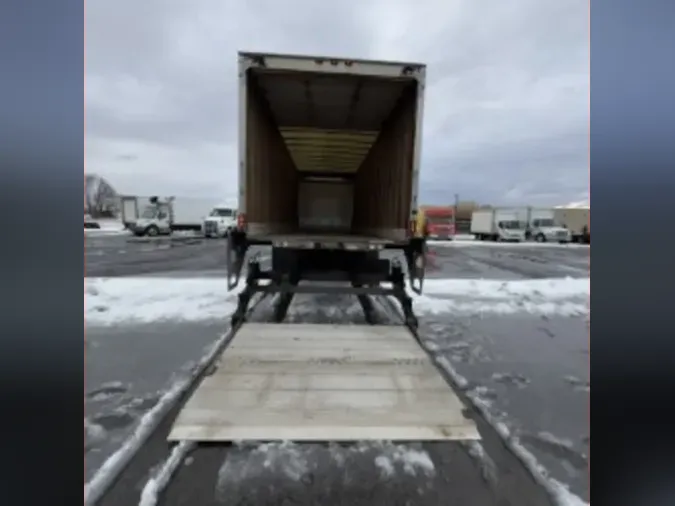 2019 FREIGHTLINER/MERCEDES M2 106