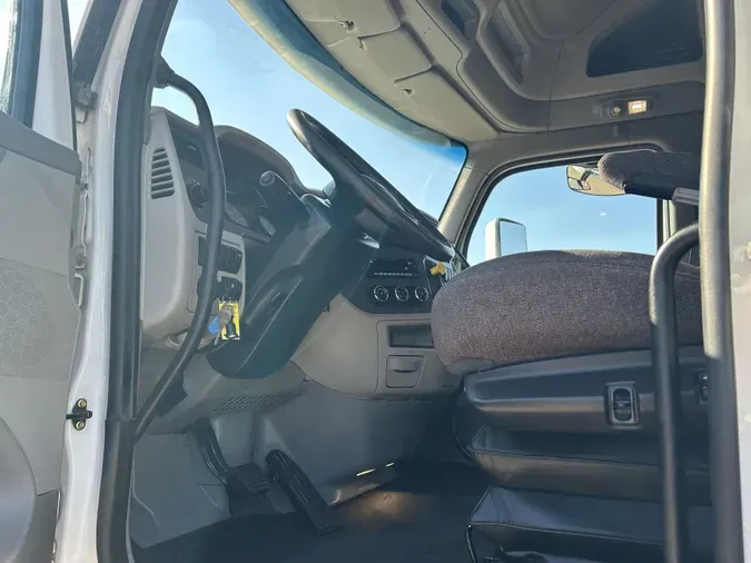 2022 Peterbilt 579