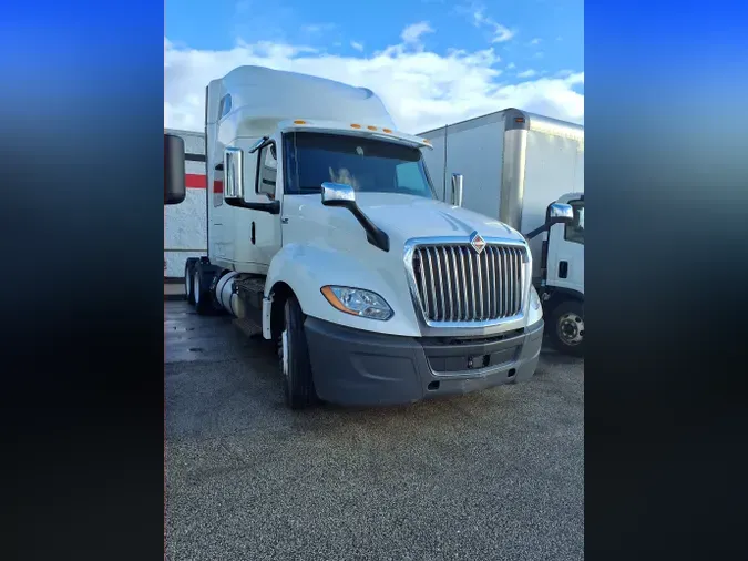 2019 NAVISTAR INTERNATIONAL LT625 SLPR CAB