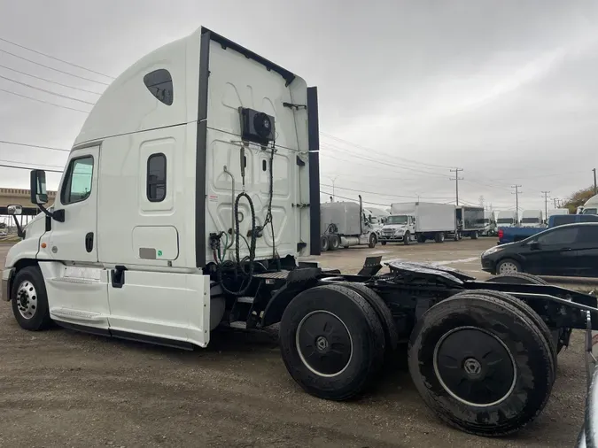 2019 FREIGHTLINER/MERCEDES CASCADIA 125