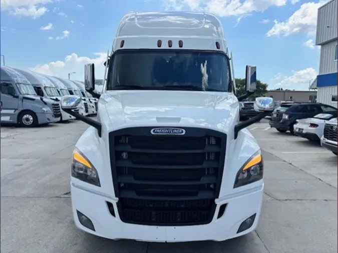2024 Freightliner Cascadia 126