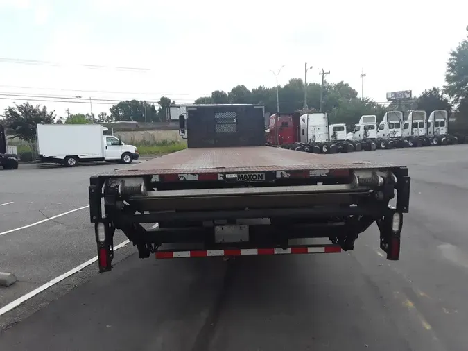 2016 FREIGHTLINER M2 106