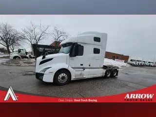 2021 VOLVO VNL64T760