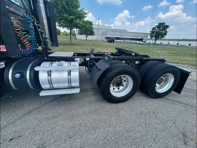 2020 Kenworth T880