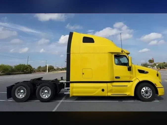 2022 Peterbilt 579