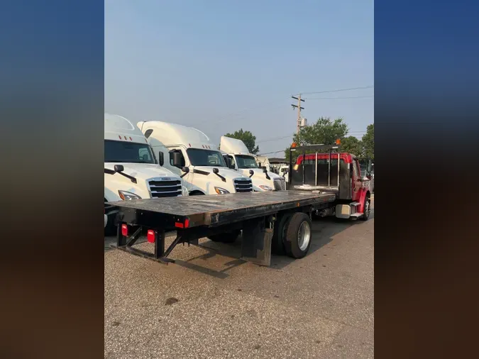 2018 FREIGHTLINER/MERCEDES M2 106f543dd7821f415f7fe67ee1d3fda2c41