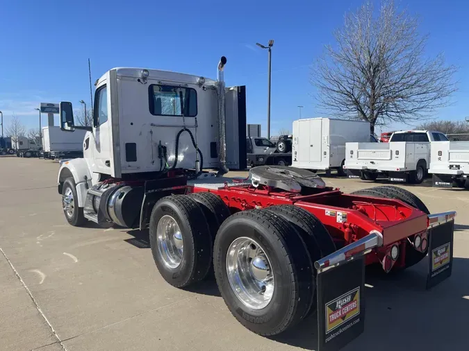 2022 Peterbilt 567