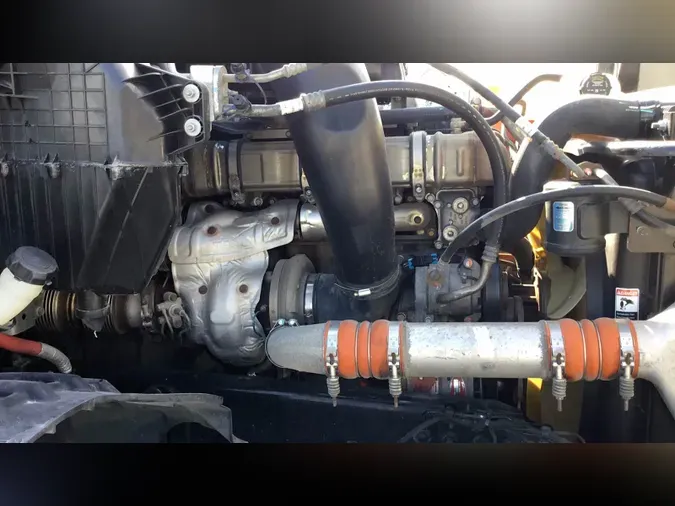 2021 Freightliner Cascadia 126