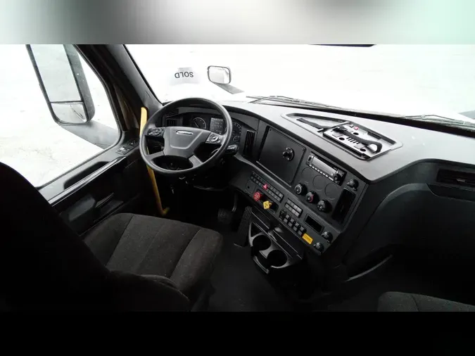 2025 Freightliner Cascadia 126f5484805fd48041915d29d5744ef8025