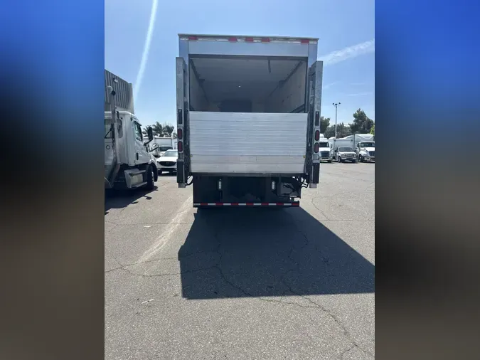 2019 FREIGHTLINER/MERCEDES M2 106