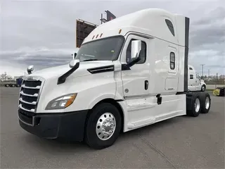 2019 FREIGHTLINER CASCADIA 126