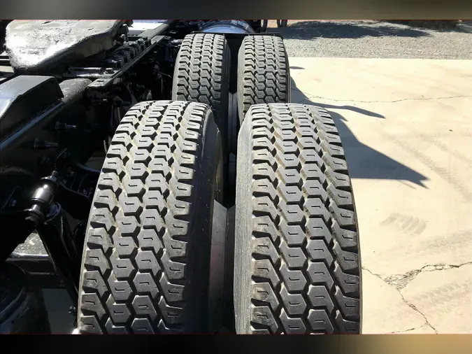 2019 INT LT625 6x4