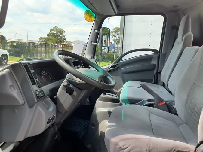 2018 ISUZU NPR