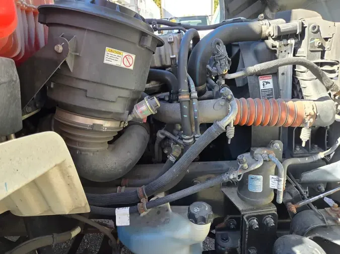 2020 FREIGHTLINER/MERCEDES M2 106