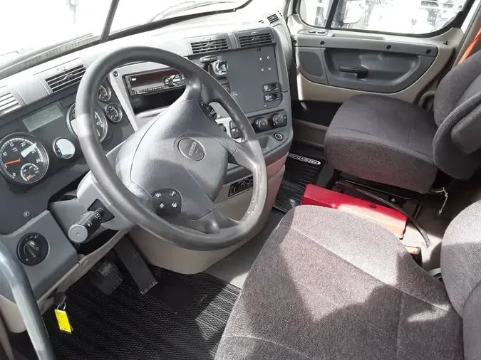 2019 FREIGHTLINER CASCADIA 125