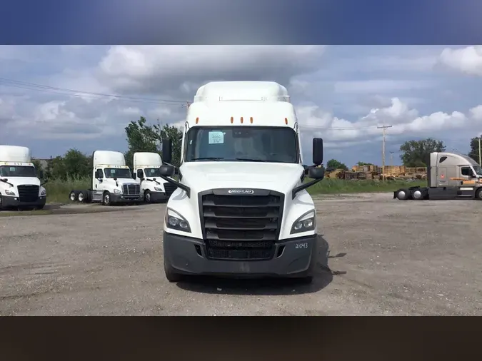 2022 Freightliner Cascadia 126