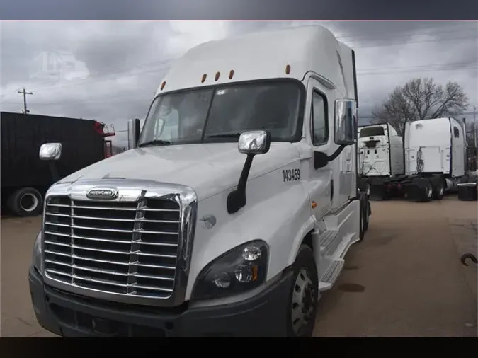 2019 FREIGHTLINER CASCADIA 125