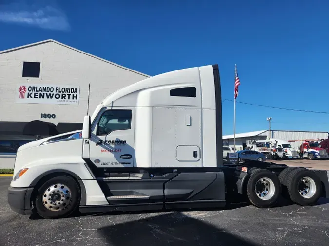 2024 Kenworth T680