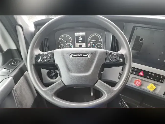 2021 FREIGHTLINER CA126