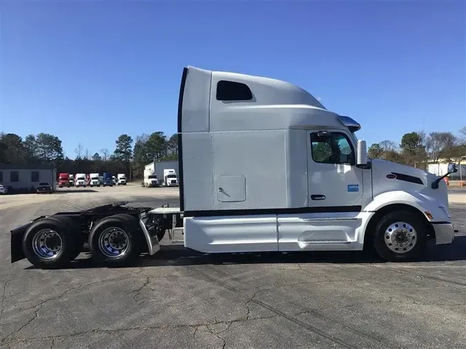 2023 PETERBILT 579