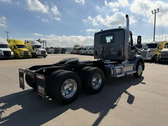 2018 Peterbilt 579f57575a130dc09830d210b9df36d0f1d