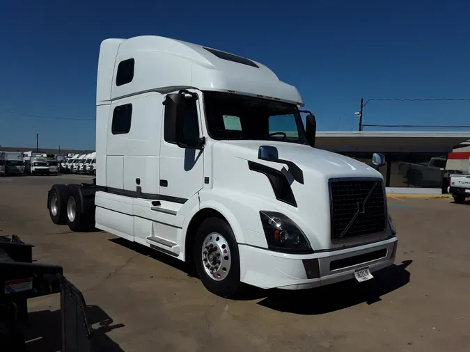 2018 VOLVO VNL64T-780