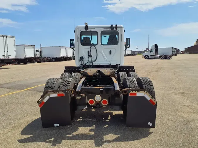 2018 FREIGHTLINER/MERCEDES CASCADIA 113