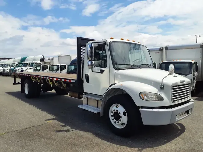 2020 FREIGHTLINER M2 106