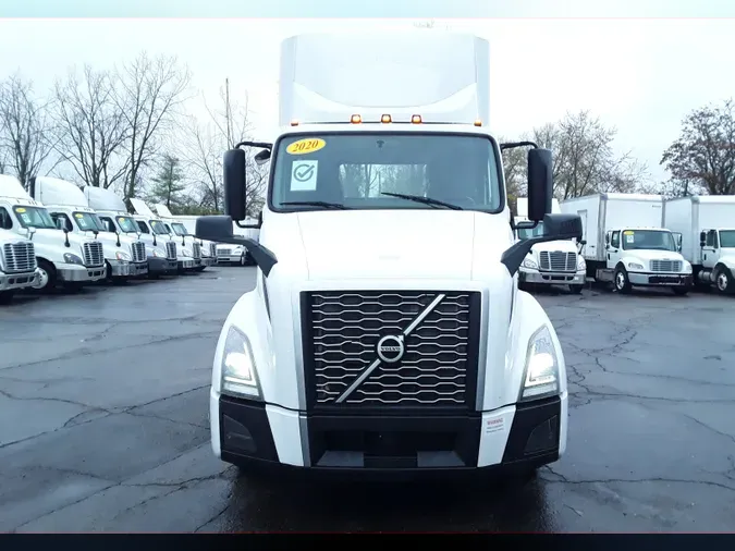 2020 VOLVO VNL64T-300