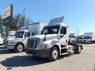 2016 FREIGHTLINER/MERCEDES CASCADIA 125