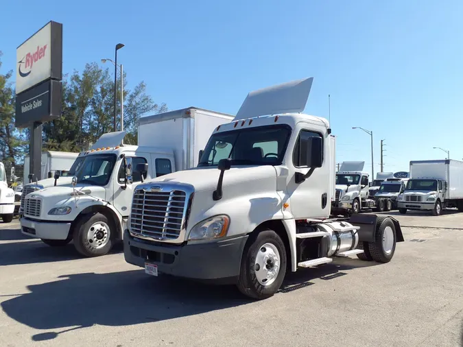 2016 FREIGHTLINER/MERCEDES CASCADIA 125f582e264521b0db5d10a4d46bf84bc2b