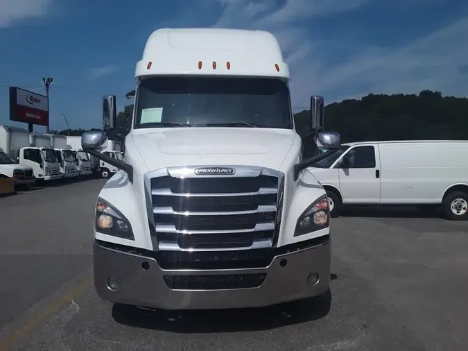 2020 FREIGHTLINER NEW CASCADIA PX12664