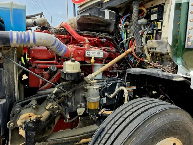 2020 Peterbilt 579f5883e311943379c6f8dbac4142a8932