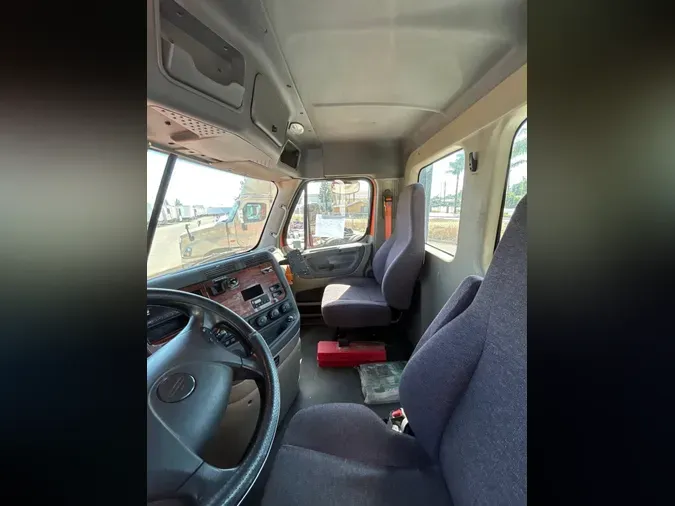 2018 FREIGHTLINER CASCADIA 125