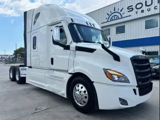 2024 Freightliner Cascadia 126