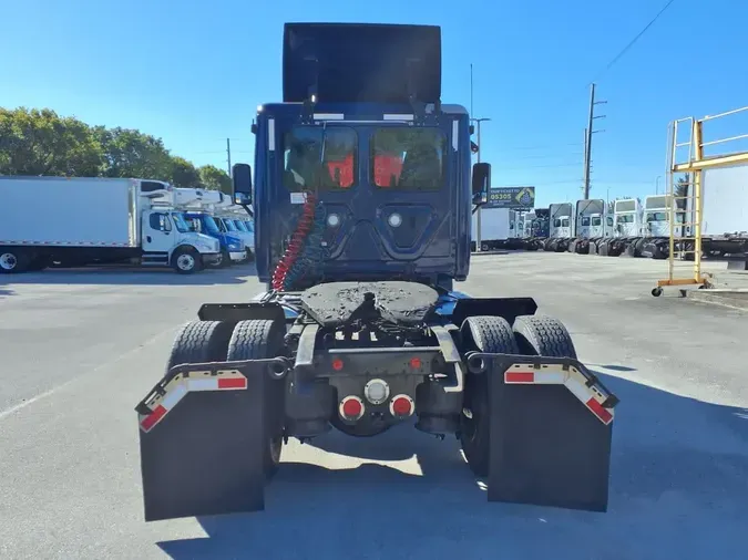 2019 FREIGHTLINER/MERCEDES CASCADIA 125
