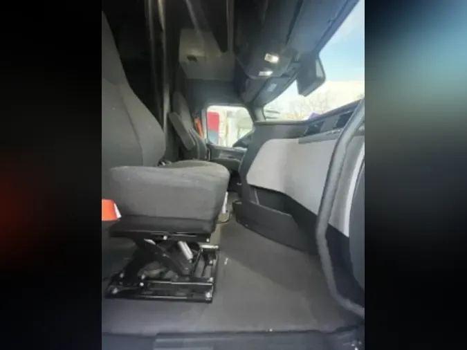 2022 FREIGHTLINER/MERCEDES NEW CASCADIA PX12664