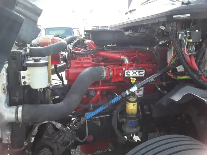 2019 NAVISTAR INTERNATIONAL LT625 SLPR CAB