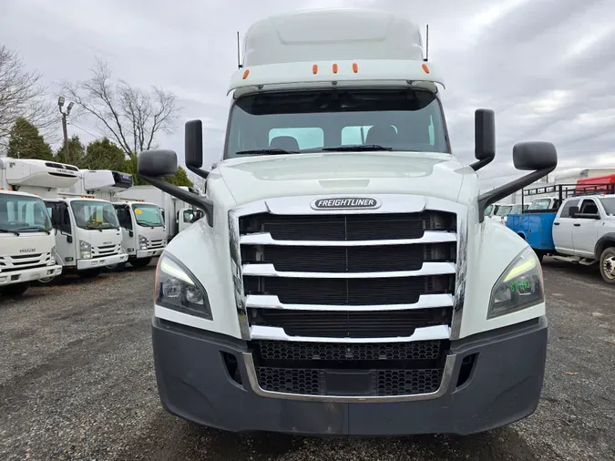 2020 FREIGHTLINER/MERCEDES NEW CASCADIA PX12664