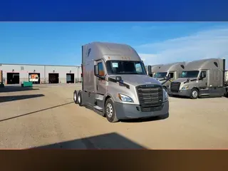 2024 Freightliner Cascadia 126