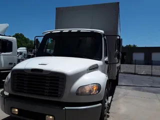 2015 FREIGHTLINER M2 106