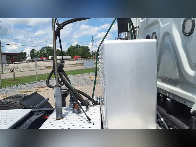 2019 FREIGHTLINER/MERCEDES CASCADIA 125f59cf6f62a469b985b290f5df5e8c9e2