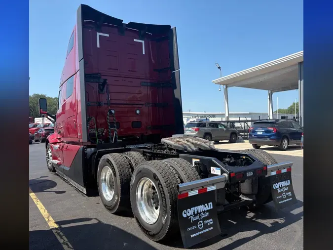 2026 VOLVO TRUCK VNL64TV04