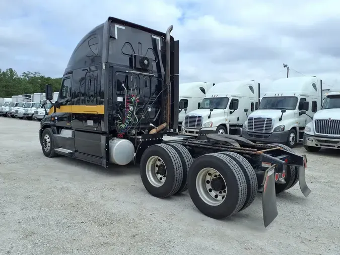 2020 FREIGHTLINER CASCADIA 125