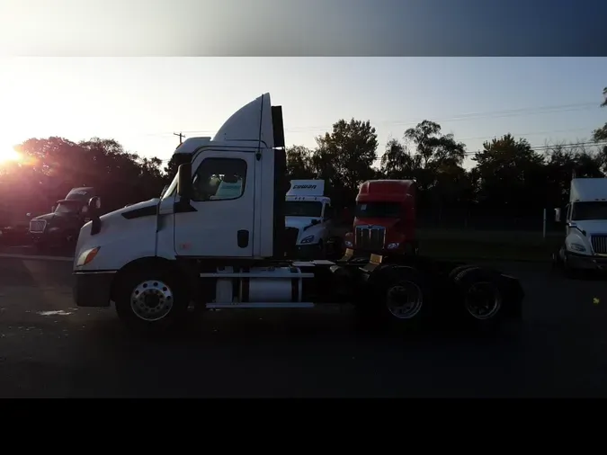 2020 Freightliner Cascadia 126f5a529833313f5bd76d47be26e59d19e