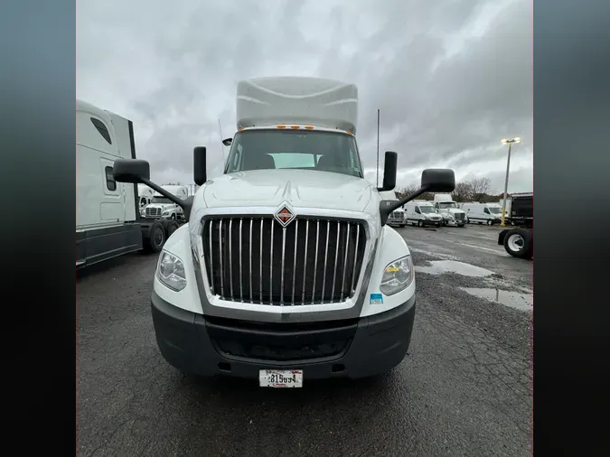 2019 NAVISTAR INTERNATIONAL LT625 DAYCAB T/A